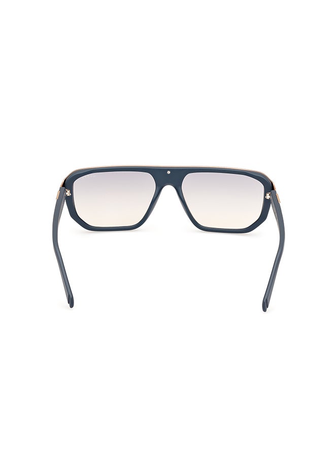 GUESS Men's UV Protection Cat Eye Sunglasses - GU0012420C59 - Lens Size: 59 Mm - Image 4