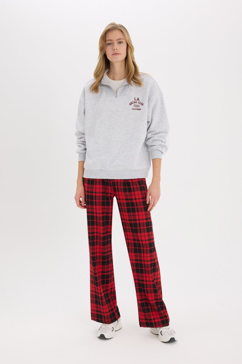 DeFacto Woman Oversize Fit Sweatshirt  - Image 4