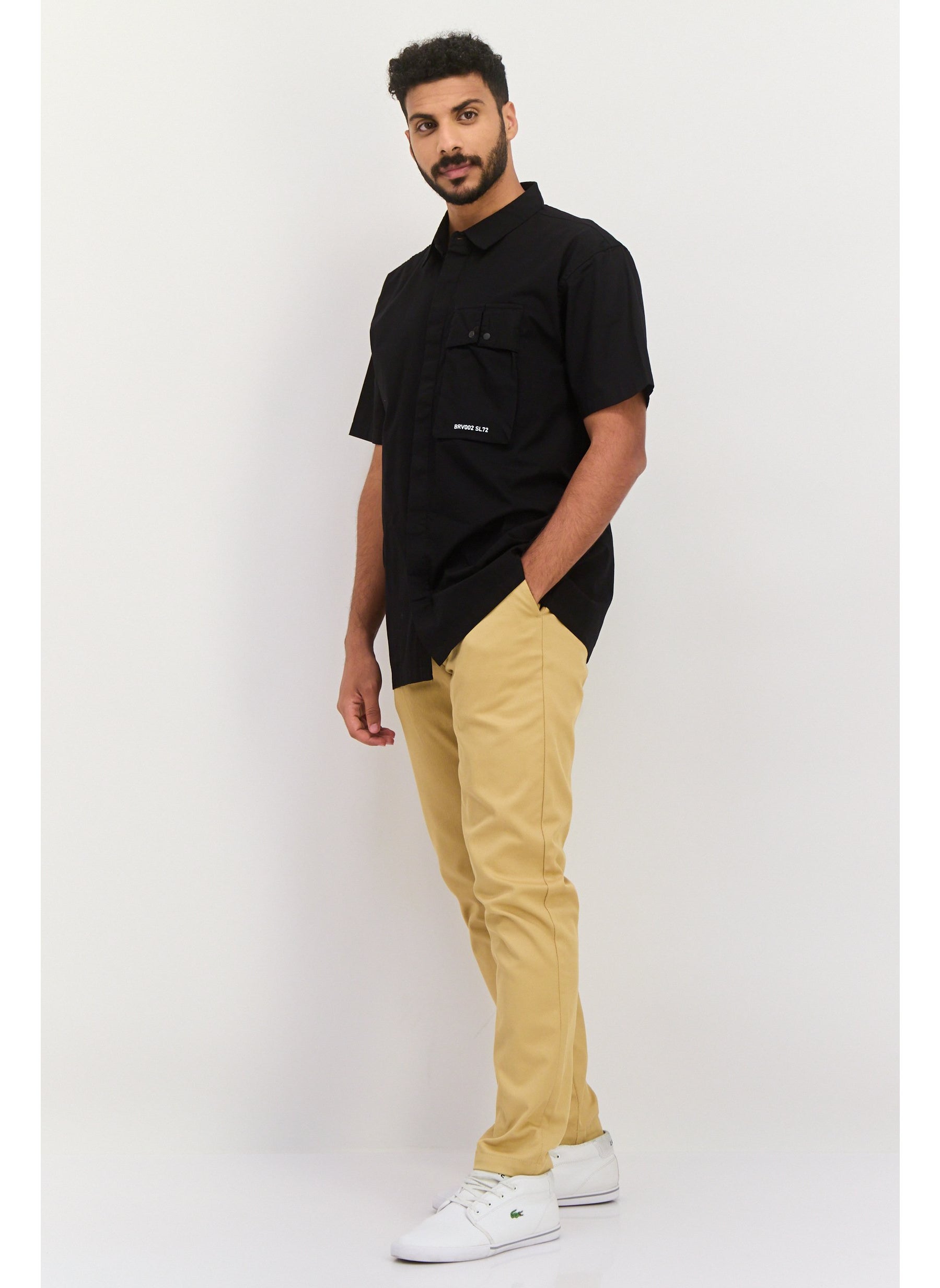 Men Regular Fit Brand Logo Short Sleeve Casual Shirt, Black - https://f.nooncdn.com/p/pzsku/Z423A486DAA2D46D436DEZ/45/1746201667/eba75ede-083b-4ea3-837f-aabeaea65ccb.jpg?width=original