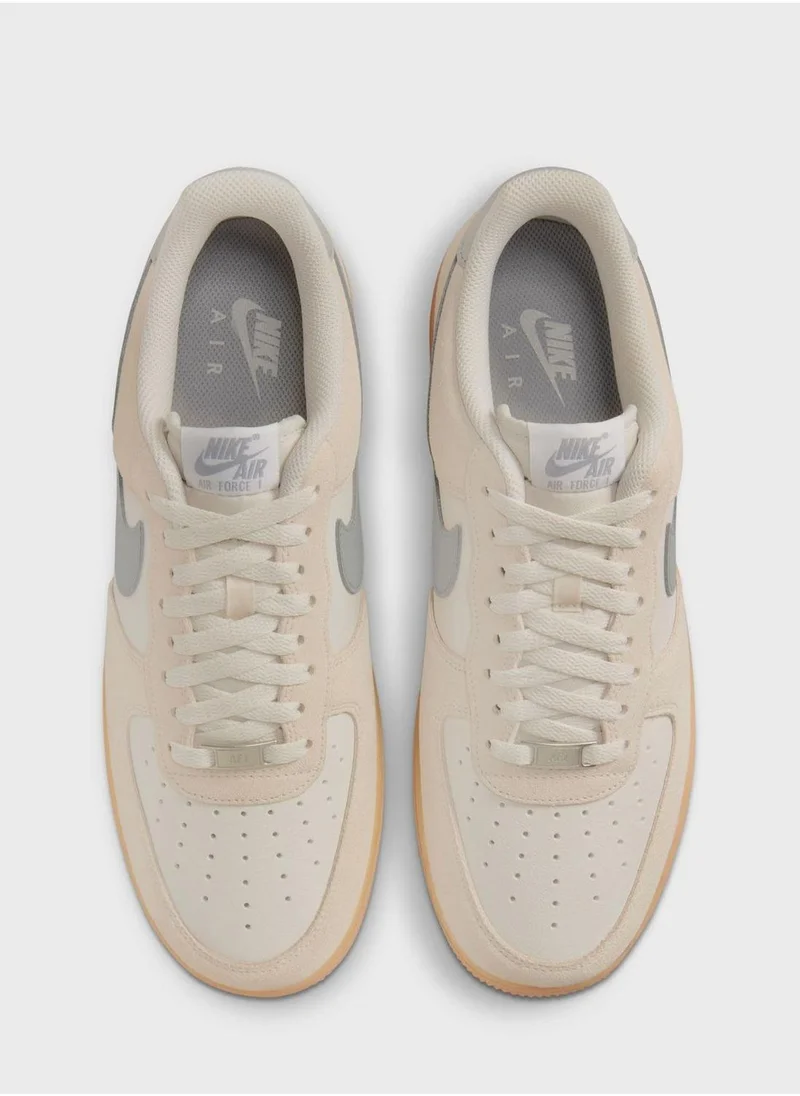 Nike AIR FORCE 1 '07 LV8 ESS+