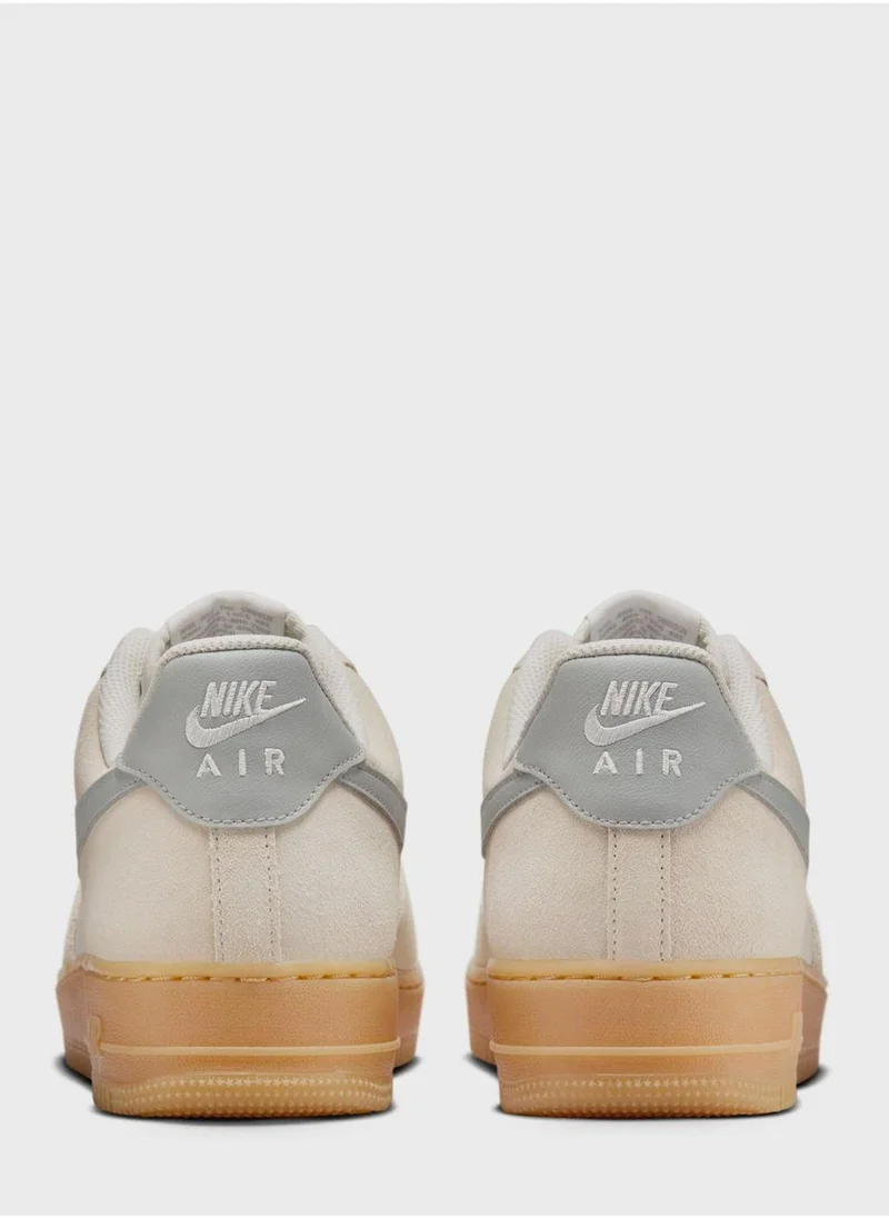 Nike AIR FORCE 1 '07 LV8 ESS+