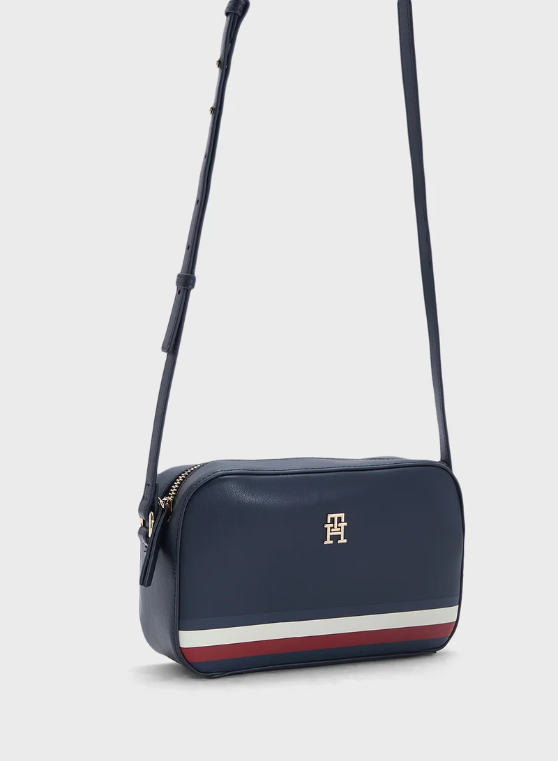 TOMMY HILFIGER IM LATAM CORP CROSSOVER