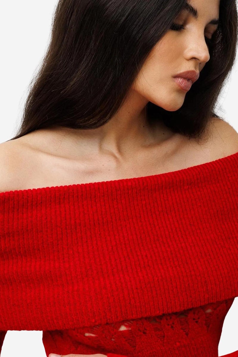 MIXRAY Off Shoulder Textured Ribbed Sweater with Cut Out Details - Image 5