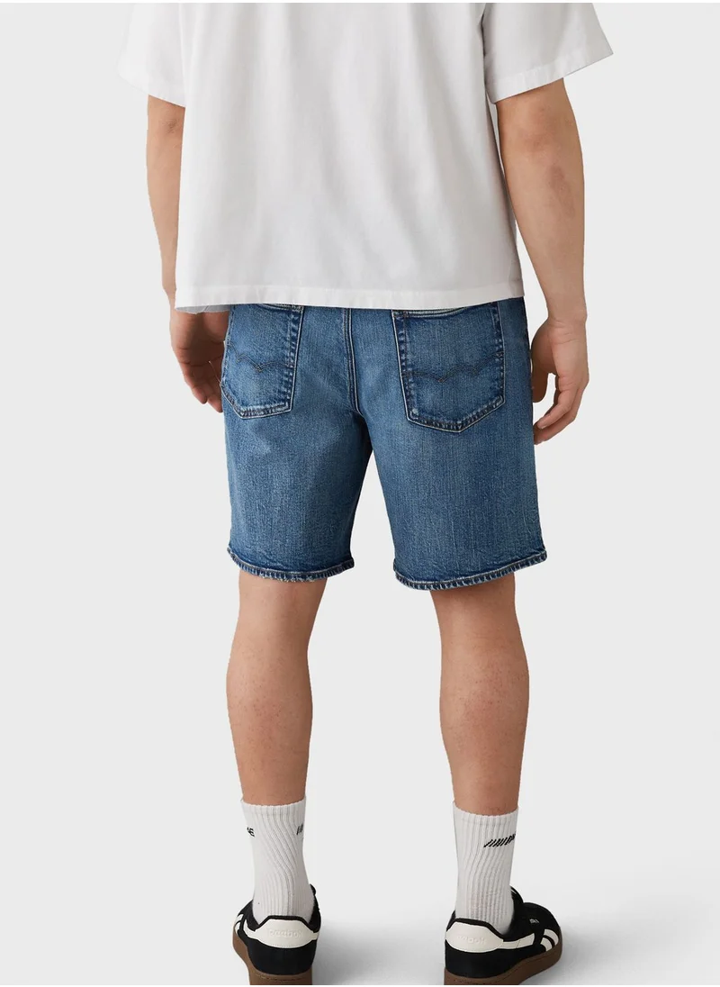 امريكان ايجل Mid Wash Denim Shorts