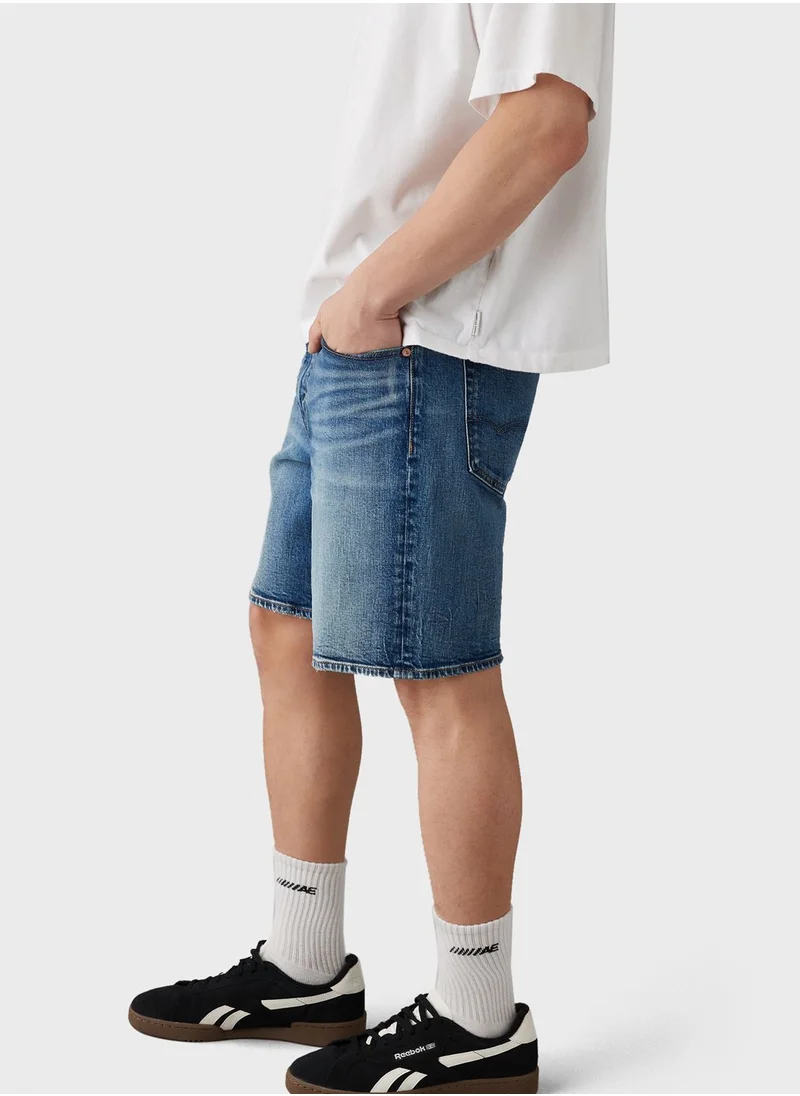 امريكان ايجل Mid Wash Denim Shorts