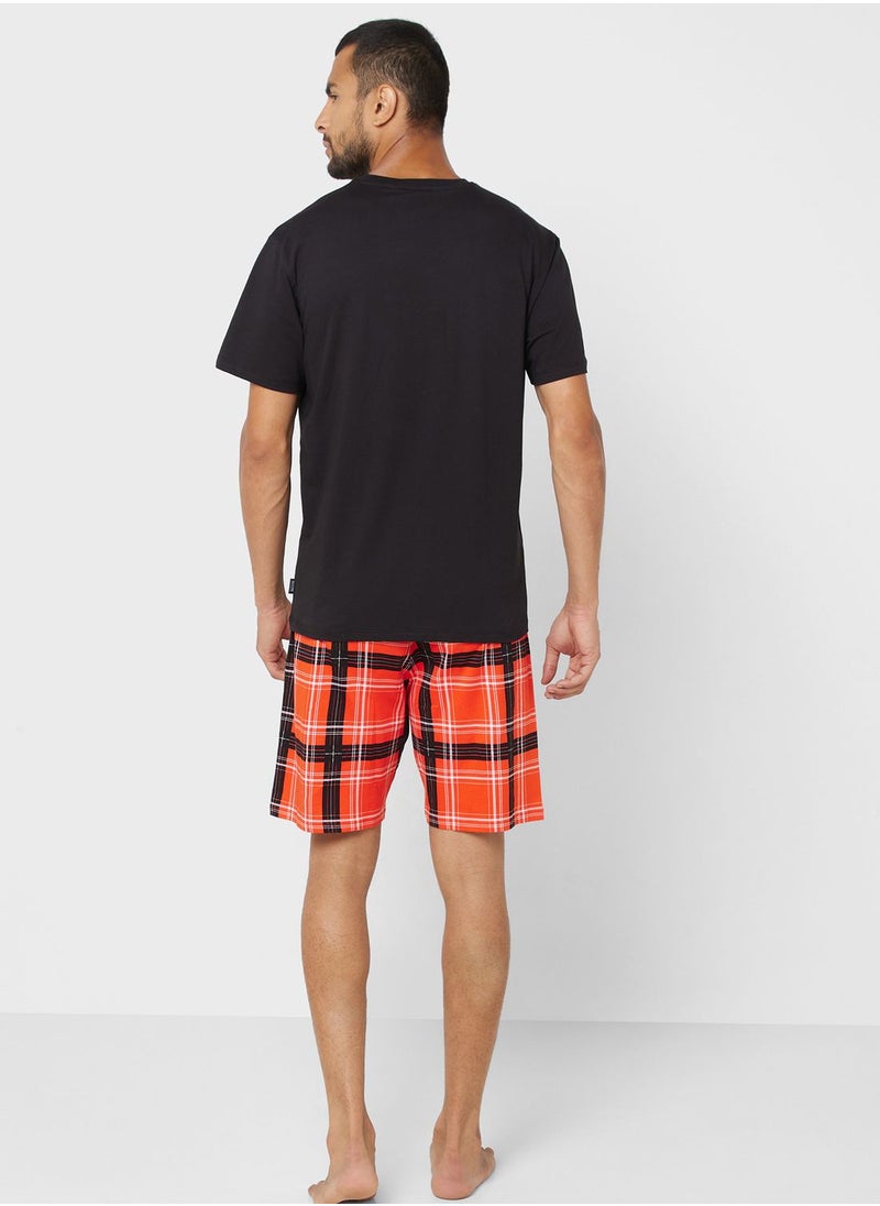 Only & Sons - Essential T-Shirt & Checked Shorts Set - Image 1