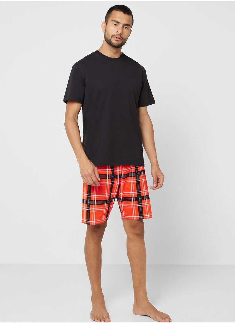 Only & Sons - Essential T-Shirt & Checked Shorts Set - Image 1