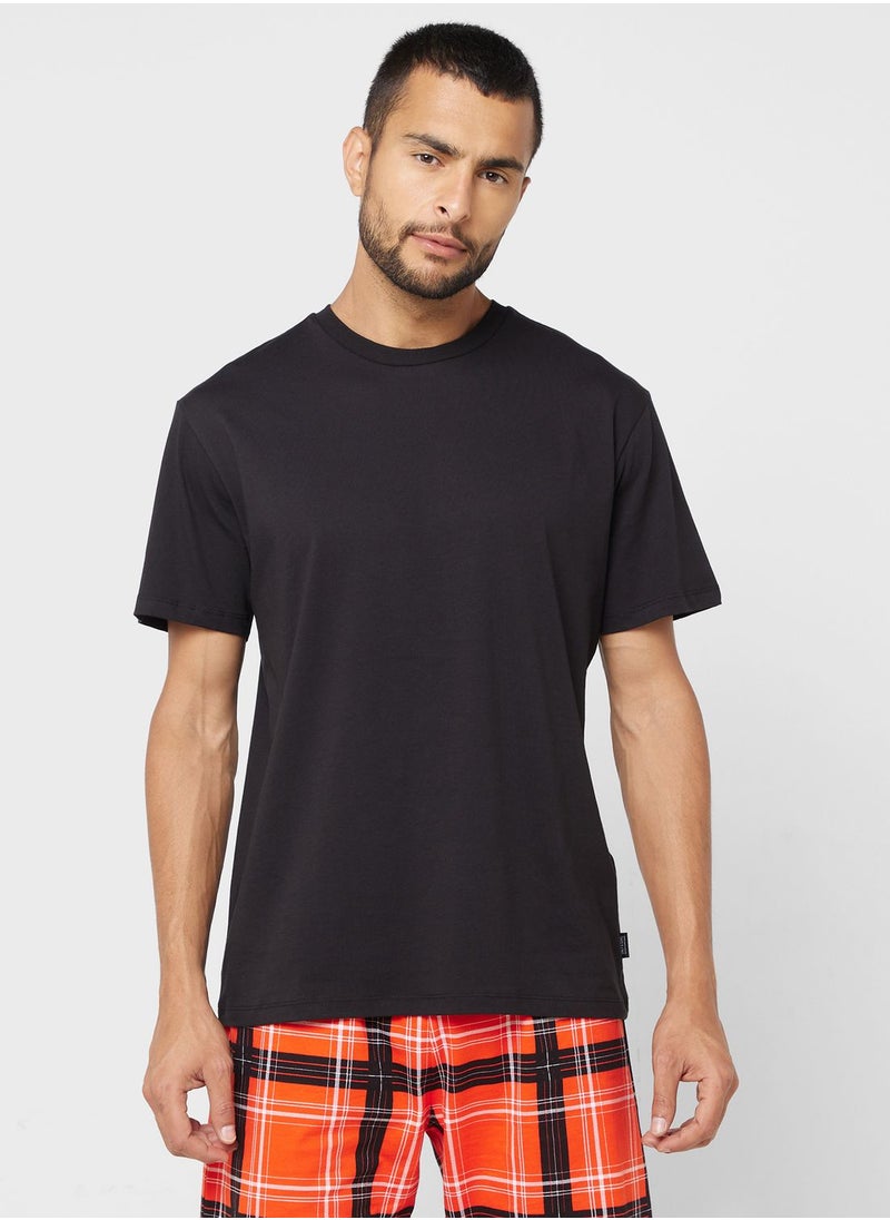 Only & Sons - Essential T-Shirt & Checked Shorts Set - Image 1