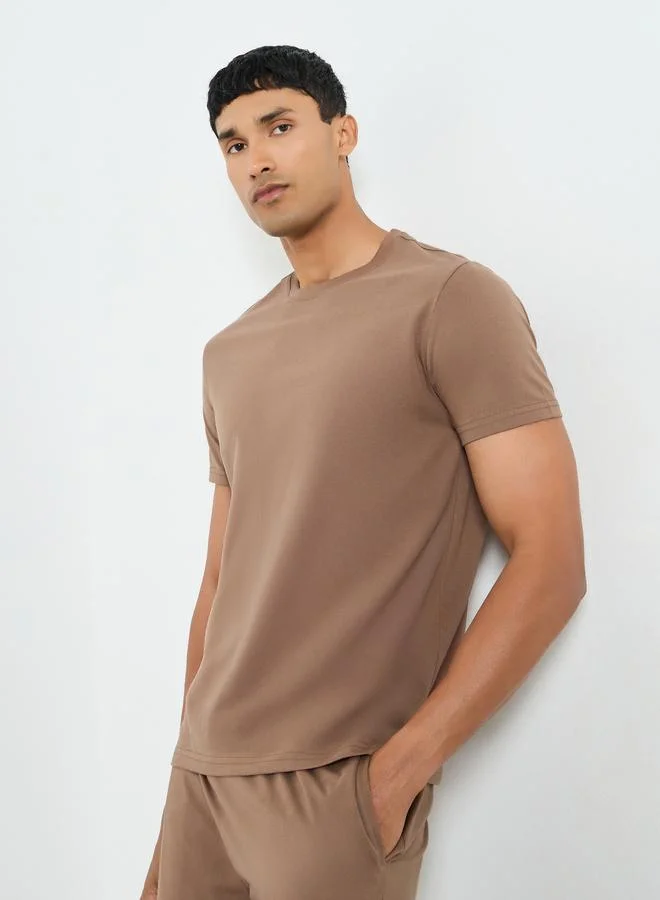 ستايلي طقم بيجاما من بنطال وتيشيرت بأكمام قصيرة