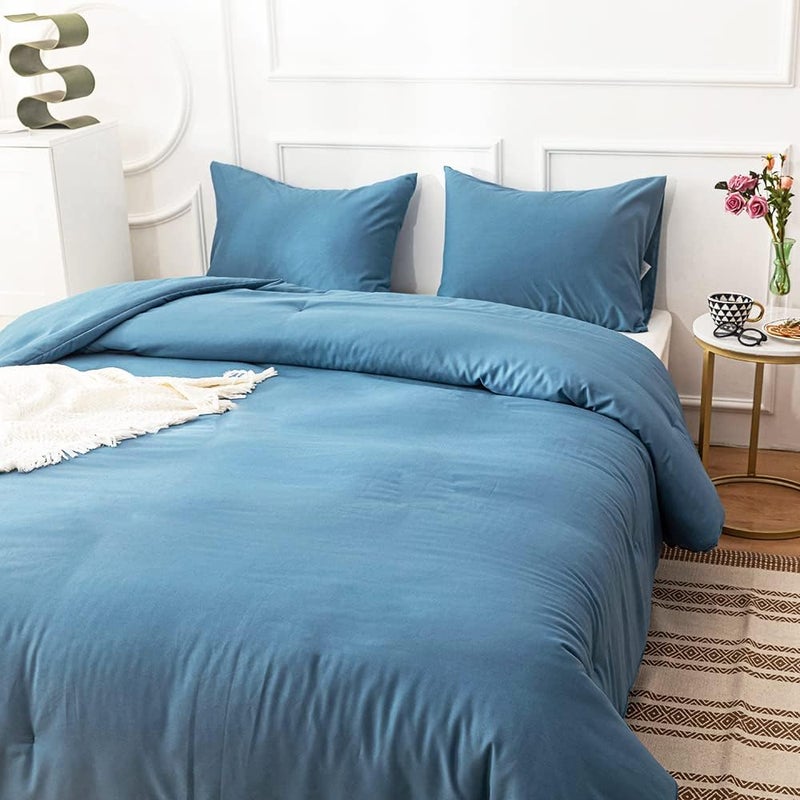 Cottonight مجموعات لحافات Cottonight Blue: مجموعة أغطية سرير بلون King Lake Blue، بطانية بلون Haze Blue، لحاف بلون أزرق ثابت، نمط حديث ومريح وقابل للتنفس، مناسب للنساء والرجال. - Image 4