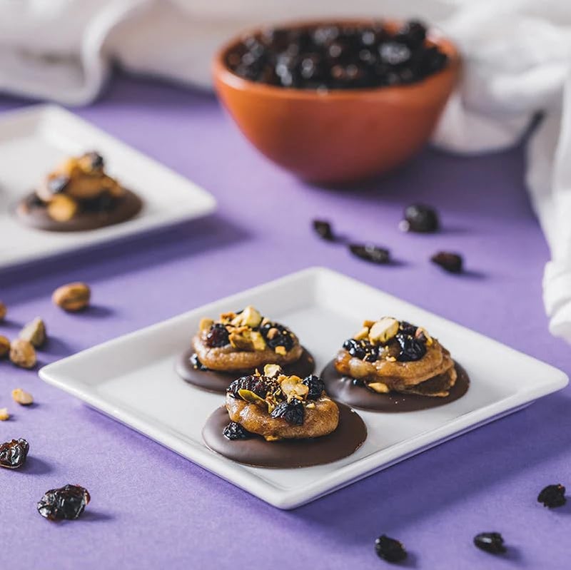 Made In Nature Organic Dried Cranberries, 5 Ounce (Pack of 6) - Sweetened with Apple Juice, Non-GMO, Unsulfured, Gluten Free - Image 5