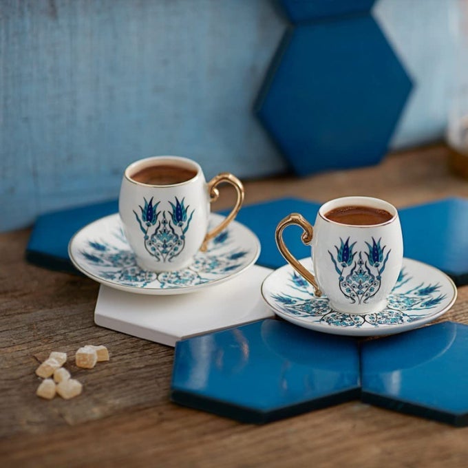 IZNIK TURKISH COFFEE CUP SET FOR 2 PEOPLE 4 PIECE CUPS WITH SAUCERS SMALL PORCELAIN ESPRESSO SET IDEAL FOR SERVING GREEK ARABIC COFFEE 80 ML