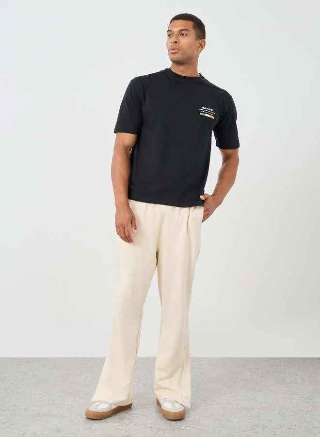 ستايلي تيشيرت فضفاض بأكمام قصيرة وطبعة جرافيك من ستايلي