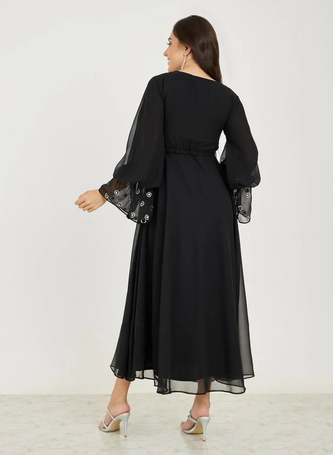 ستايلي Embroidered Sleeve Dress