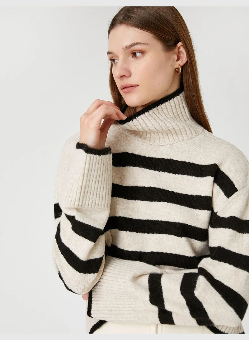 KOTON Oversized Crop Turtleneck Sweater