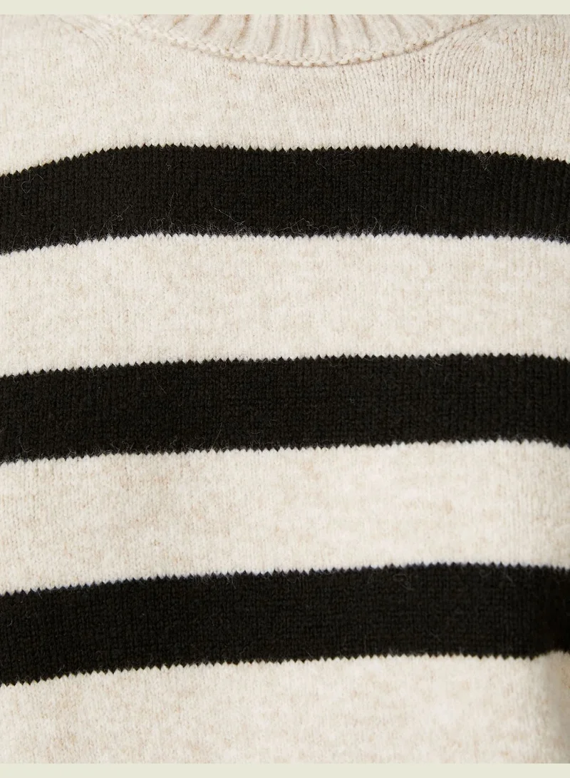 KOTON Oversized Crop Turtleneck Sweater