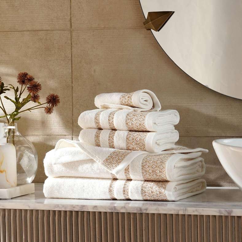 Pan Home مجموعة مناشف جاكار مصبوغة - أوكر