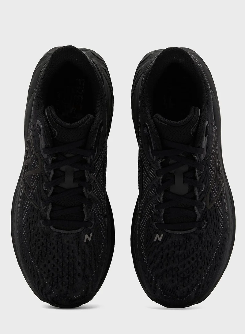New Balance 860 Low Top Shoes
