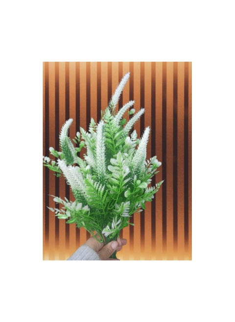 Bouquet of high quality artificial plants