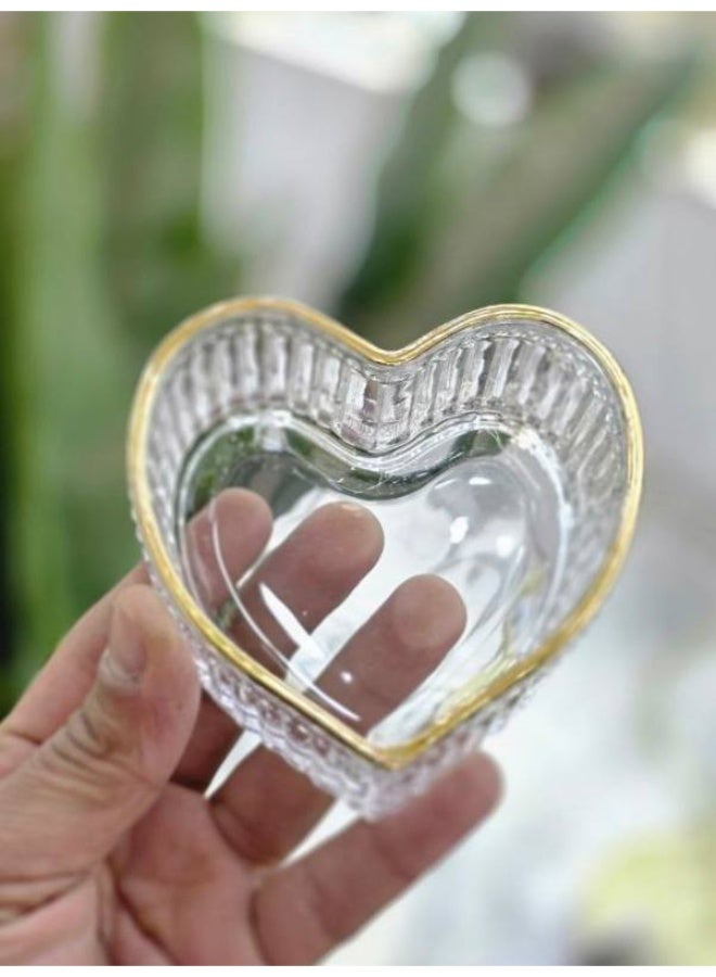 طقم كومبوت 6 في 1 طقم قلب ومكسرات صينية تقديم خشبية + 4 أوعية على شكل قلب + وعاء وردة واحد حرف زجاجي ذهبي مضلع - Image 5