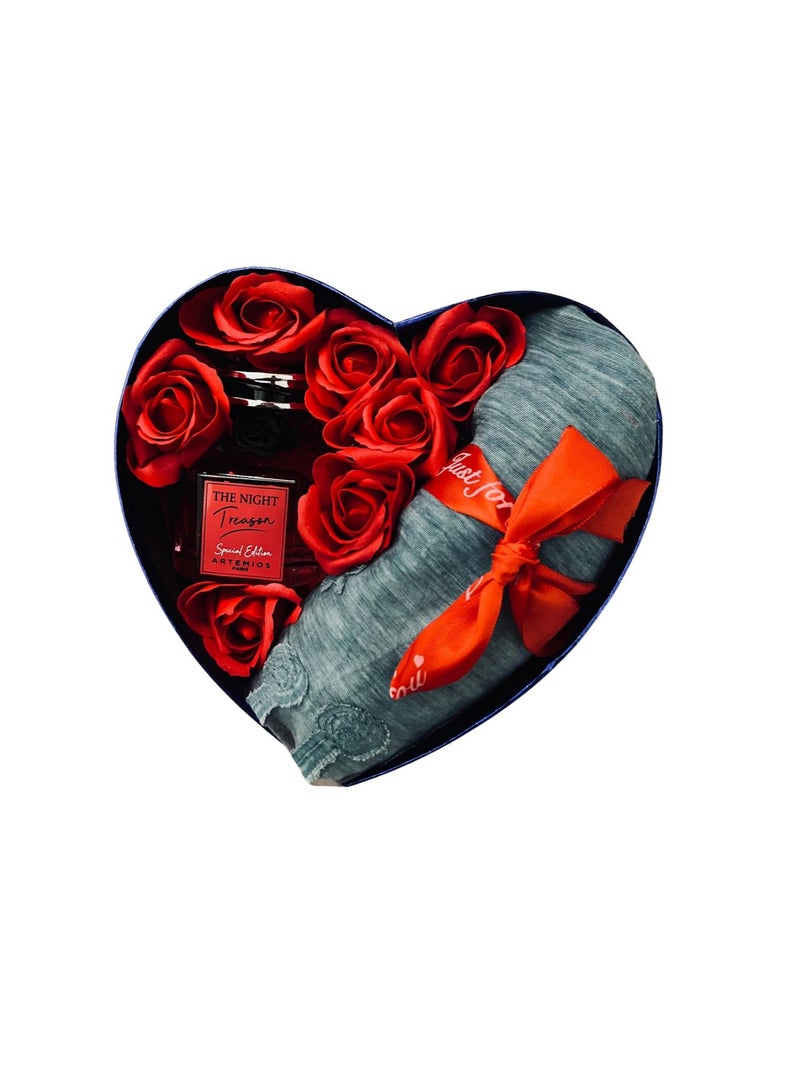 Customised Gifts for Her, Heart shaped set,  gift with fragrance, gift for women, birthday gift  - Image 2