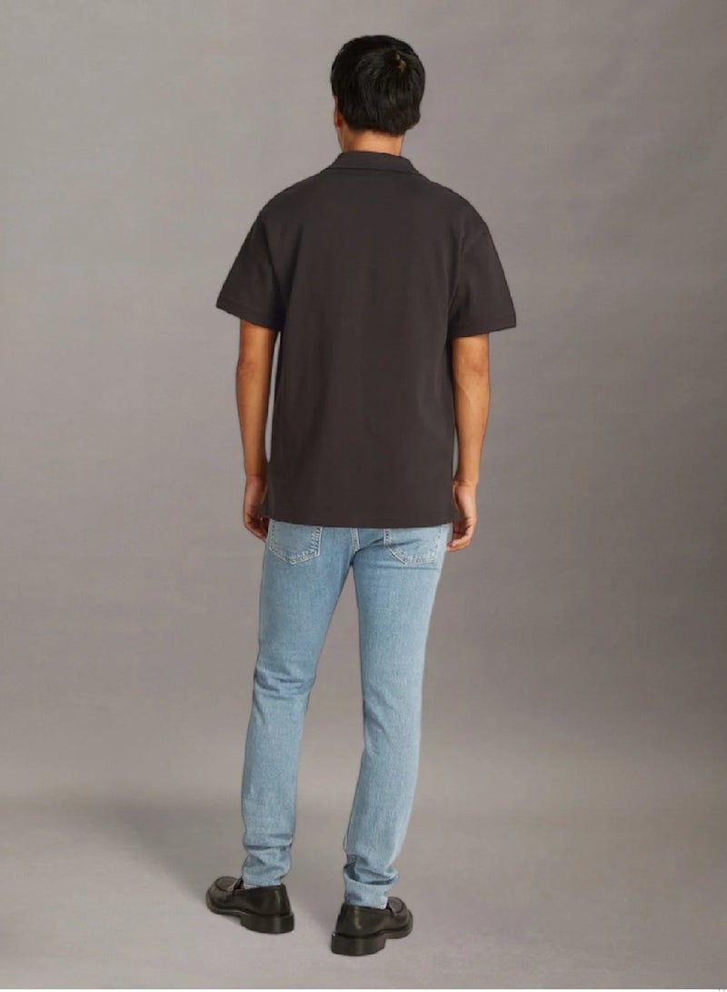 كالفن كلاين جينز بولو شيرت مزين بحروف كلفن كلاين - Image 2