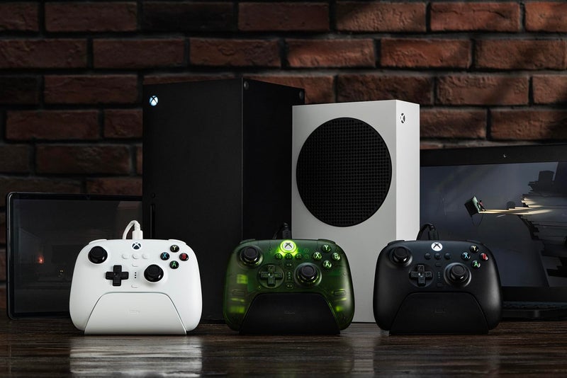 8Bitdo وحدة تحكم 8Bitdo Ultimate 3-Mode، عصي تحكم بتأثير هول، أزرار خلفية احترافية، سلكية فقط لجهاز Xbox Series X|S و Xbox One، متوافقة مع Apple و Windows و Android، مرخصة رسميًا (جاد)  - Image 3