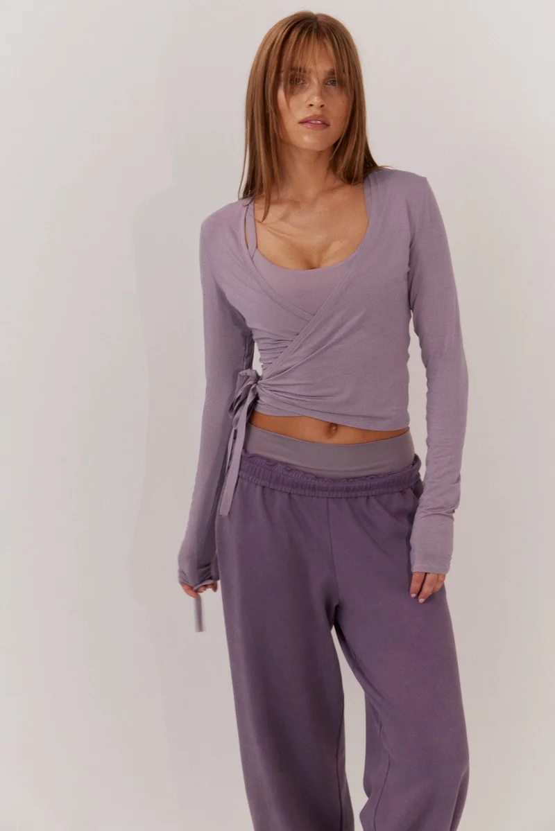 H&M Sports wrap top in modal