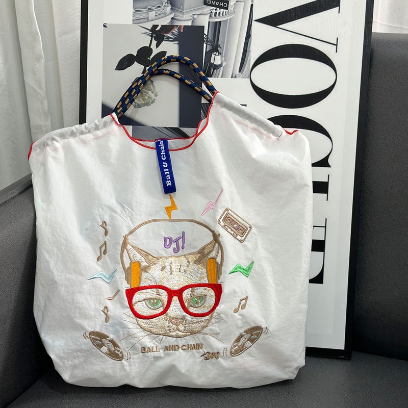 Japanese Homemade Ball Chain Donut Embroidery Shopping Bag Niche Commuter Large Capacity Nylon Shoulder Bag Tide - Image 5