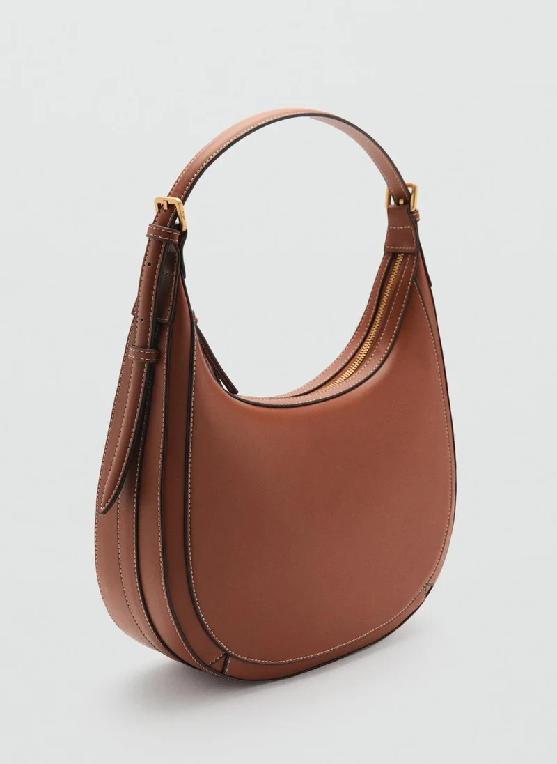 مانجو Oval Shoulder Bag