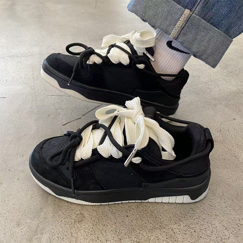 Mint Mambo Black Sports Casual Sneakers for Men and Women, Versatile Ulzzang High-Looking Student Thick-Soled Couple Shoes - Image 2