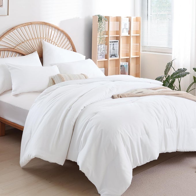 QUEEN COMFORTER SET WHITE COMFORTER BOHO SOLID COLOR BEDDING FOR ALL SEASON SOFT LIGHTWEIGHT MICROFIBER 3PCS REVERSIBLE COMFORTER SET 1 COMFORTER 2 PILLOWCASES