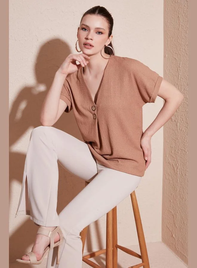 Lela Lela Button Detail V-Neck Blouse Women's Blouse 5865567