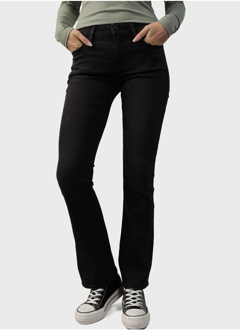 امريكان ايجل Regular Low Rise Waist Straight Fit Flared Jeans