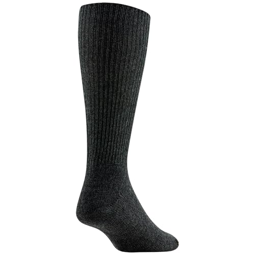 GOLDTOE Men's Fluffies Casual Crew Socks, Assorted (3-Pairs), Large - Image 4