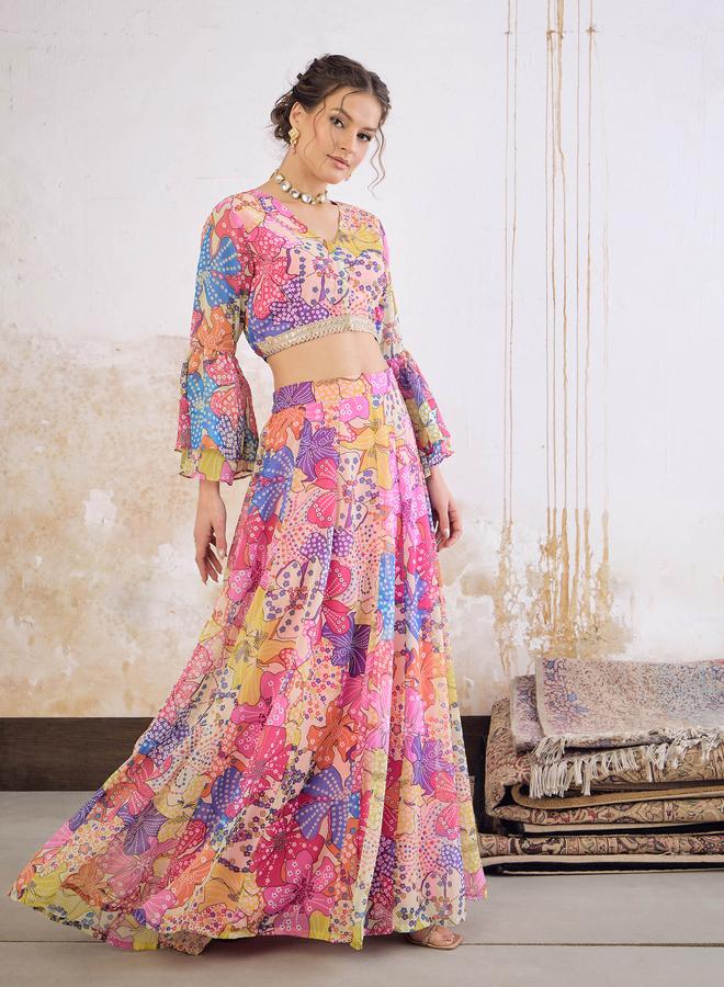 ساسافراس بلوزة قصيرة بأكمام مكشكشة وزهور وردية مع تنورة أناركالي - Image 3