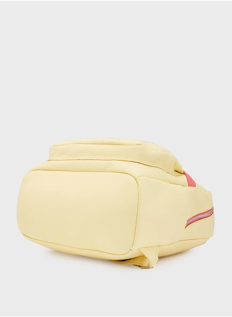 CAPRESE CAPRESE-SIA FASHION BACKPACK MEDIUM LT. YELLOW