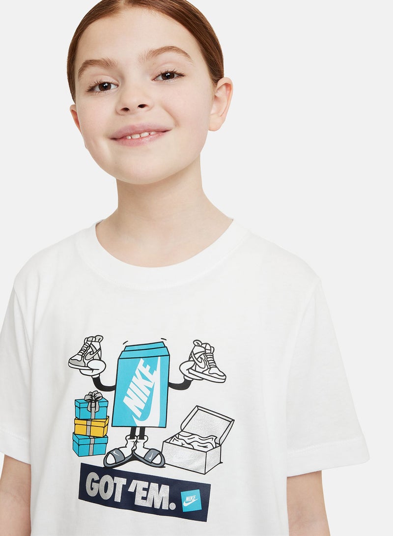 Nike Youth Essential Boxy T-Shirt  - Image 3