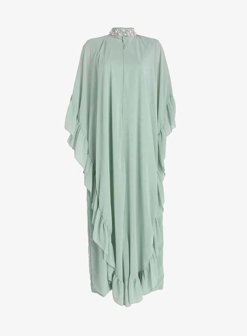 خزانة فستان مقاس كبير بأكمام كاب مكشكشة