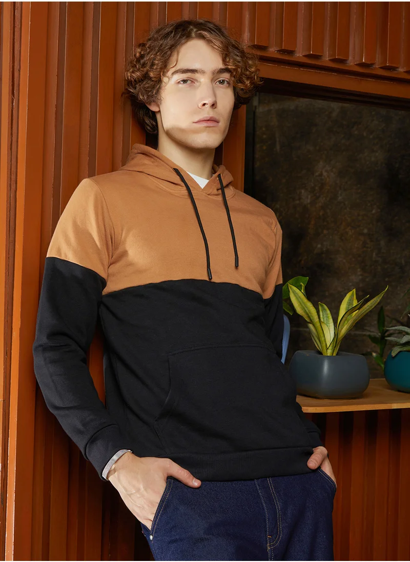 Campus Sutra Men's Tan Brown & Obsidian Black Block Pullover Hoodie