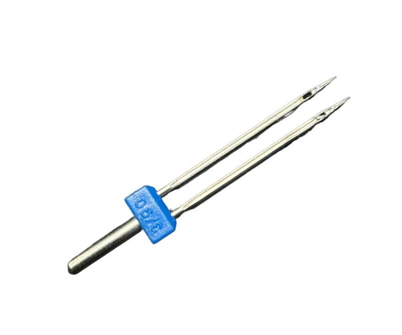 Zenith Combo of 3 Twin Steel Needles and one Bobbin Case - Image 3