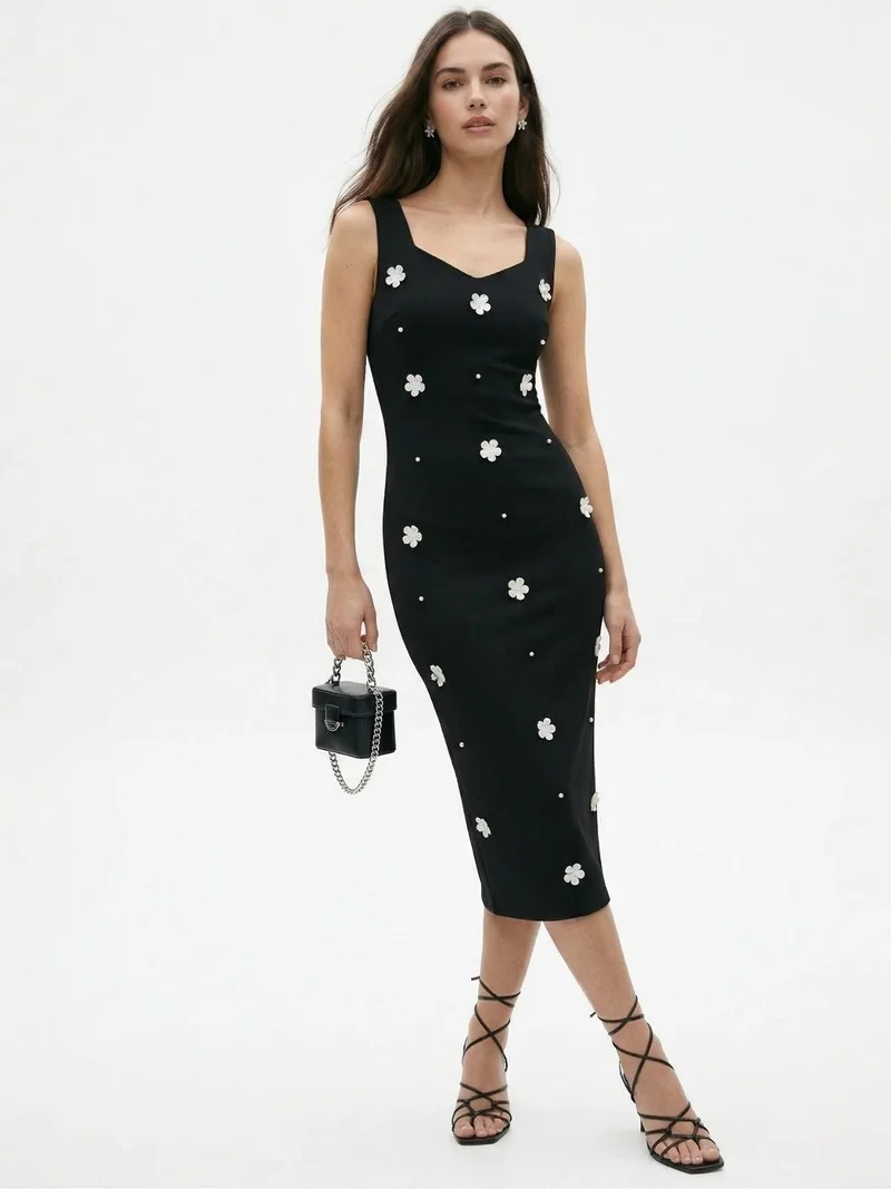 Black Sweetheart Neckline All Over Floral Detail Dress
