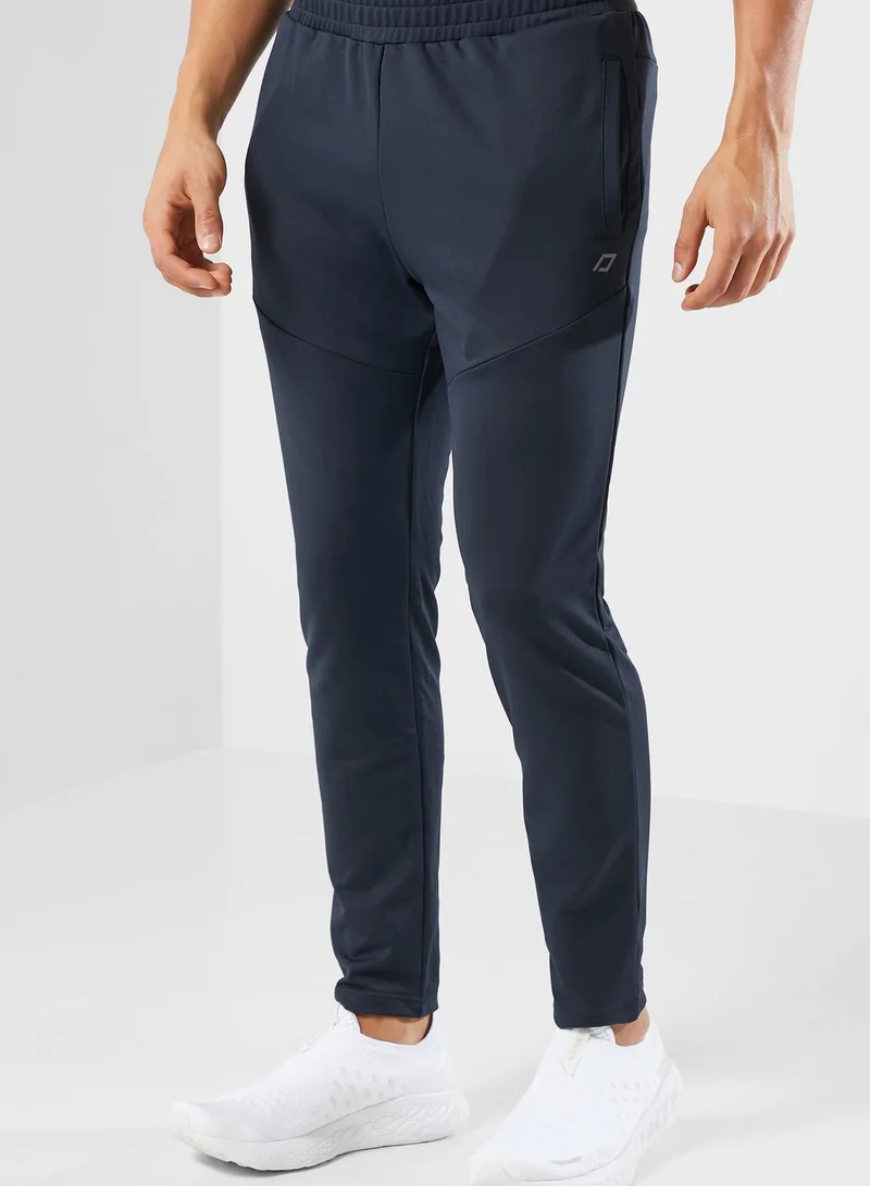 FRWD Sports Jogger