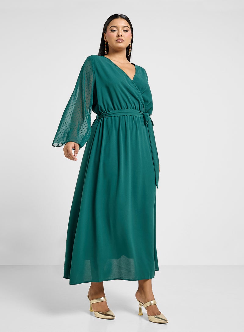 Ella Plus Emerald Maxi Dress - Image 1