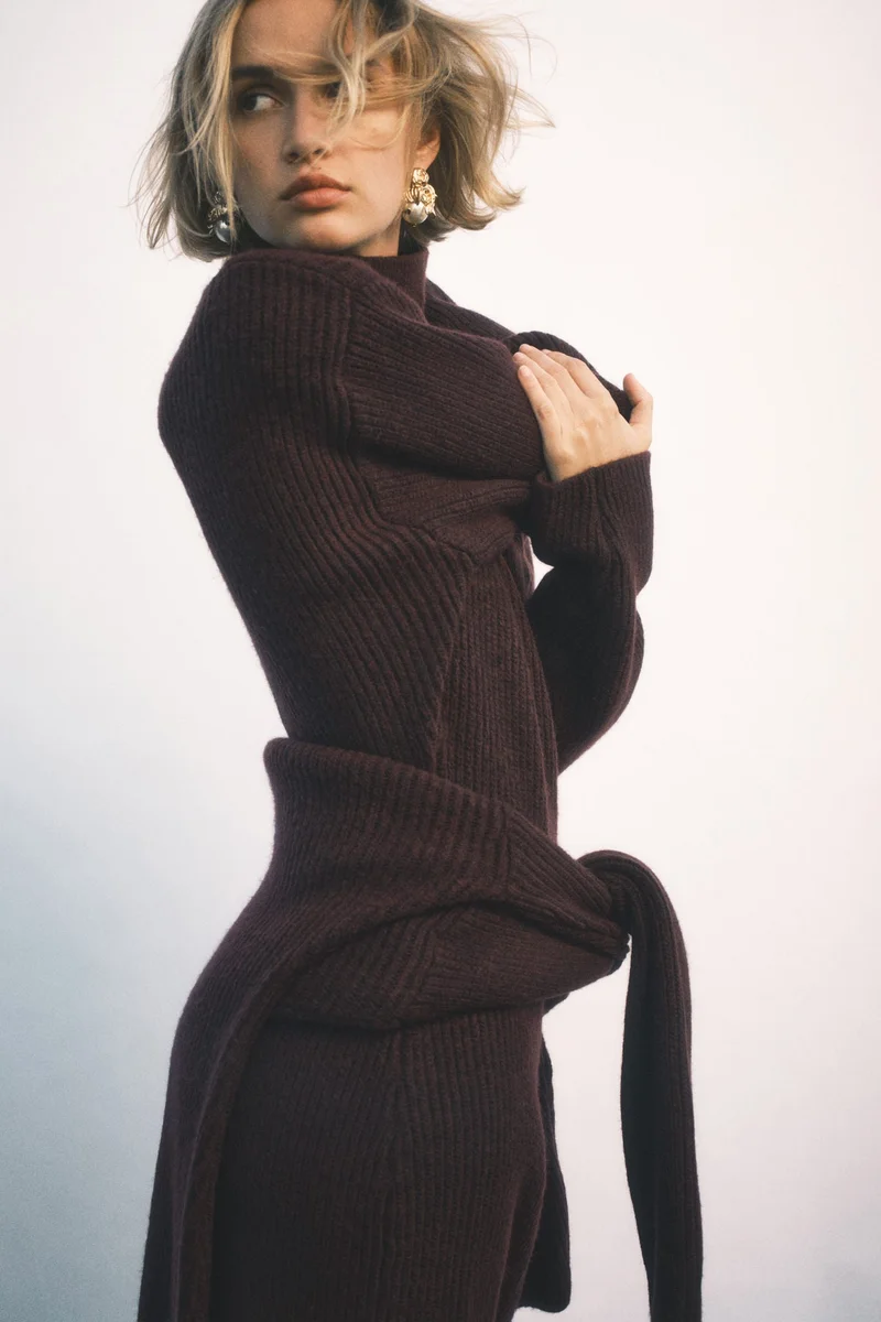 H&M Rib-knit shoulder-pad dress