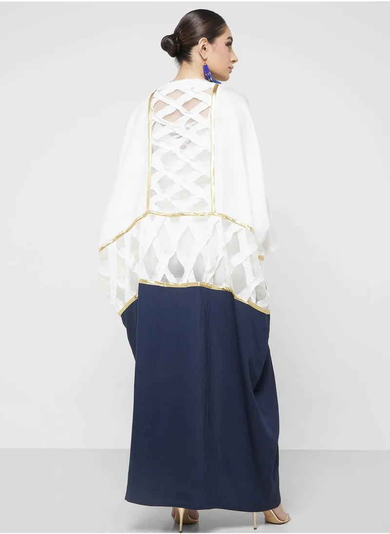 Khizana Color Block Detail Abaya