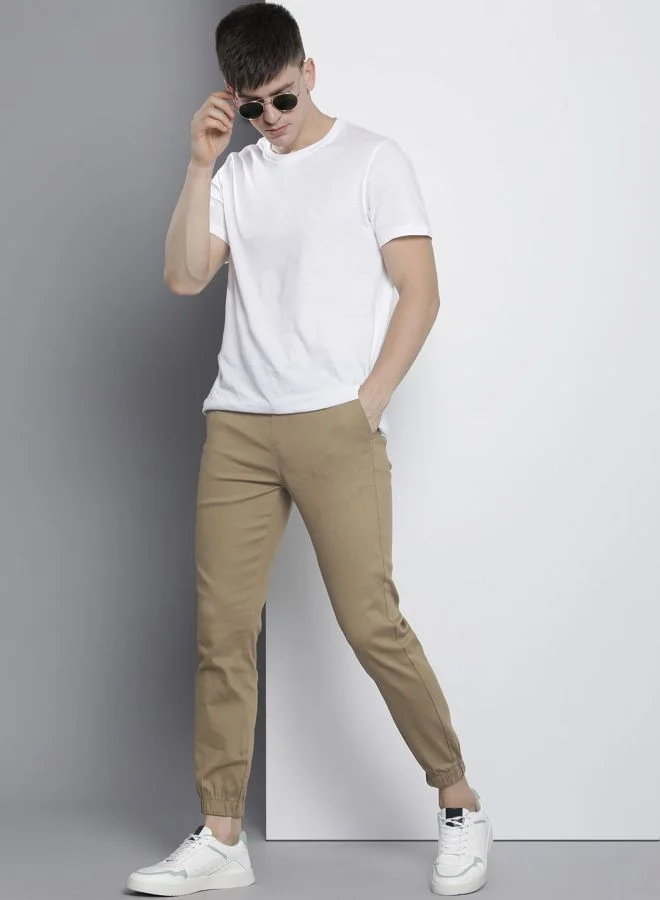 The Indian Garage Co Men Slim Fit Solid Mid-Rise Stretchable Chino Joggers