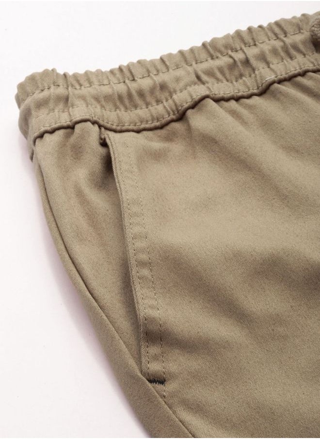 The Indian Garage Co Men Slim Fit Solid Mid-Rise Stretchable Chino Joggers  - Image 5