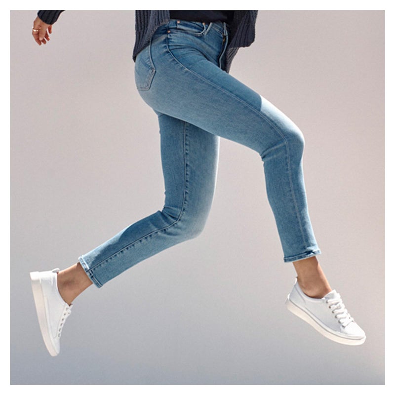 Vionic Womens Winny Sneaker White Leather 7 M - Image 2