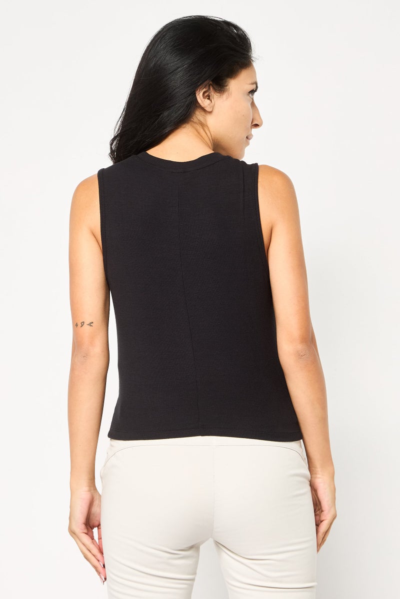 DKNY Women Sportswear Fit Sleeveless Training Top, Black - Image 4